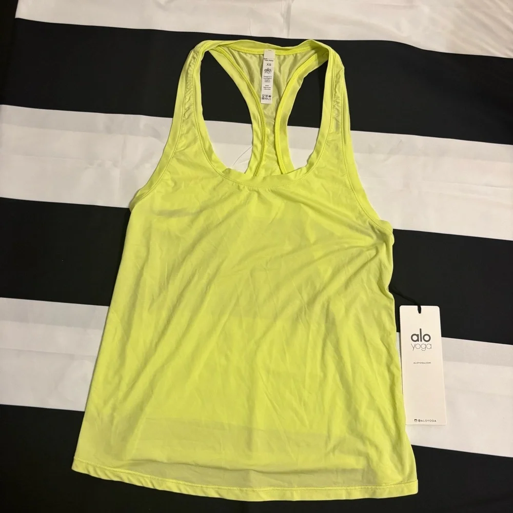 BNWT ALO Yoga Pulse Tank Racerback XS